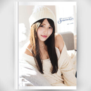 [Photobook] Akari Niimura Photobook "souvenir"