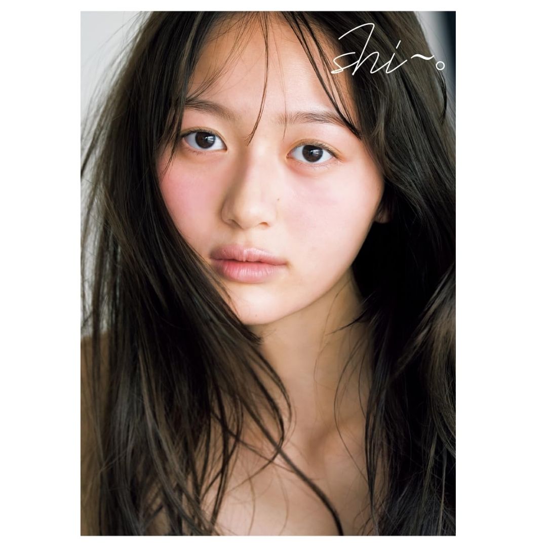 Kato Shiori First Photobook Shi~ Shhh Japan Edition (112 pages)