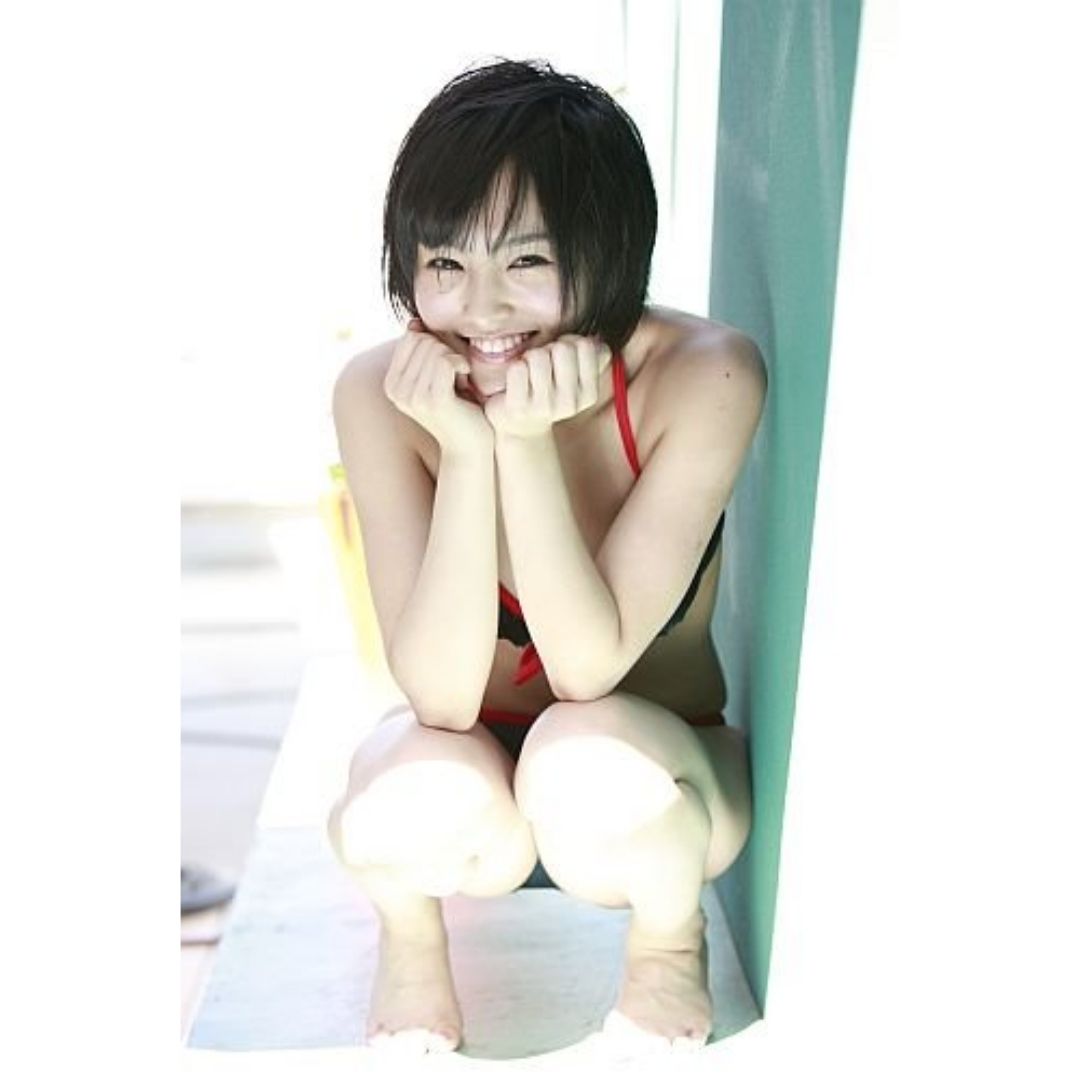  Sayaka Yamamoto First Photobook Sayakami Japan Edition (160 pages) 